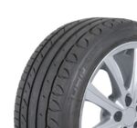 215/55R17 LOKO 98W UHP Opony osobowe, SUV/4x4 KORMORAN
