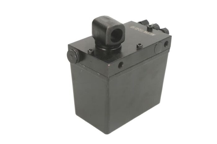 Teq-03. 103 pompa/siłownik odchylania kabiny kierowcy akusan - obrazek 2
