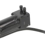 TEQ-03.180 Pompa/siłownik odchylania kabiny kierowcy AKUSAN