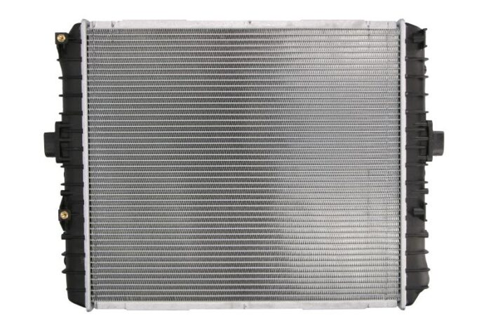 Rx159001 chłodnica silnika titanx - obrazek 2