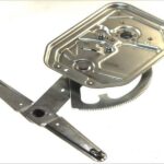 1.23330 Podnośnik szyby DT SPARE PARTS