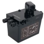 TEQ-03.047 Pompa/siłownik odchylania kabiny kierowcy AKUSAN