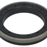 B06-2215 Uszczelniacz piasty BTA