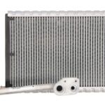 AE 169 000P Parownik klimatyzacji MAHLE