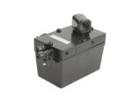 7.77023 Pompa/siłownik odchylania kabiny kierowcy DT SPARE PARTS