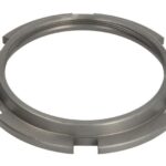 STR-70216 Nakrętka piasty koła S-TR
