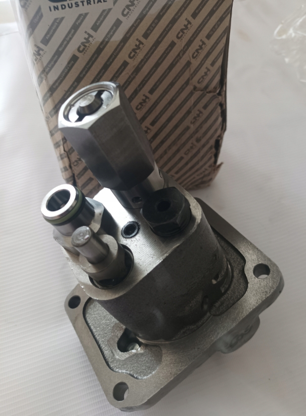 Clipboard01 5089469 rozdzielacz zawór podnośnika cnh - obrazek 1