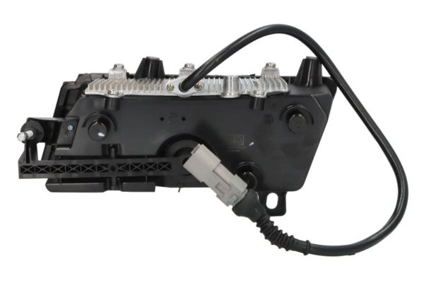 1. 51257 lampa przeciwmgielna przód dt spare parts - obrazek 2